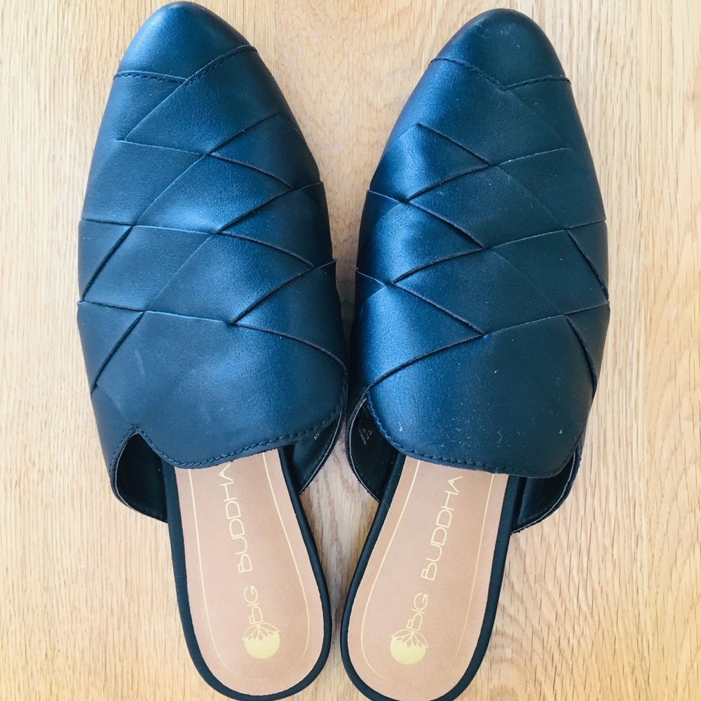 Black Seychelles Dupe sandal